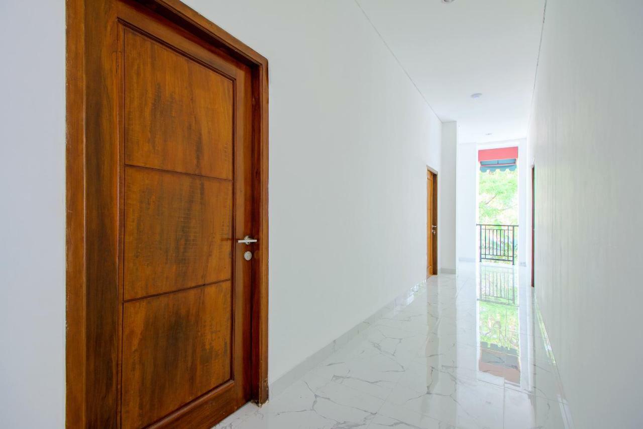Super Oyo 13I9 88 Exclusive Guesthouse Kejayan Exterior foto
